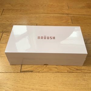 Jilly box Bruush toothbrush